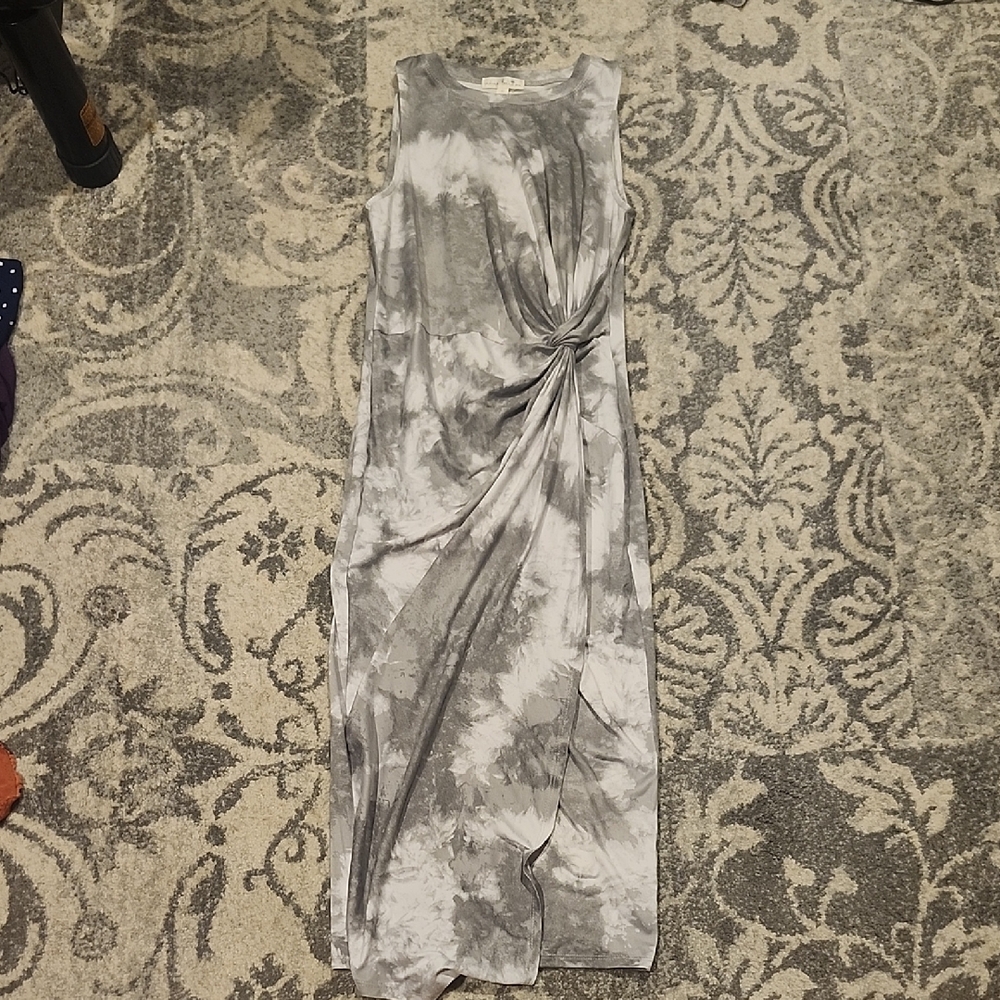Nine Britton Gray Tie-Dye Midi Dress